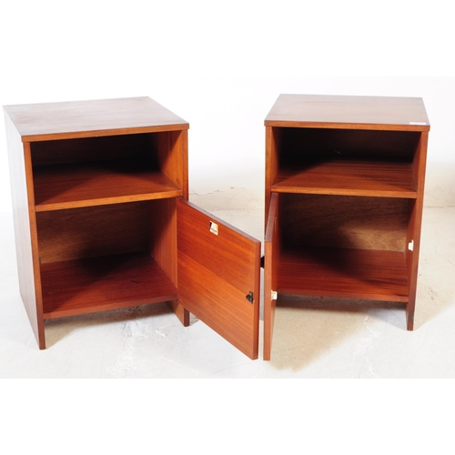 697 - Avalon Furniture - A pair of mid 20th century Avalon Furniture veneered bedside tables / cabinets. T... 