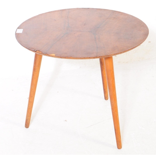 705 - British Modern Design - A collection of three retro mid 20th century coffee tables / side tables. Th... 