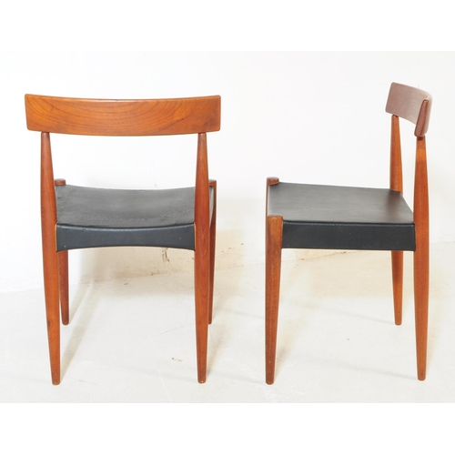 706 - Arne Hovmand-Olsen - Mogens Kold - A pair of mid 20th century Arne Hovmand-Olsen for Mogens Kold MK2... 