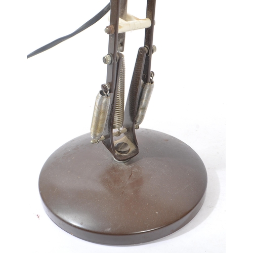 766 - Herbert Terry & Sons - A retro mid Century Herbert Terry model 90 industrial anglepoise work factory... 