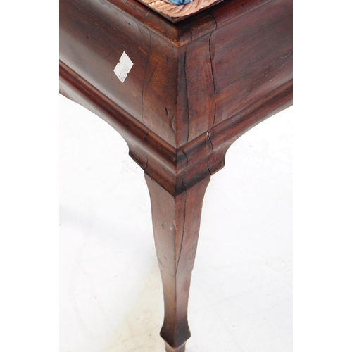 843 - An early 20th century Edwardian mahogany adjustable piano stool. The stool raised on cabriole legs, ... 