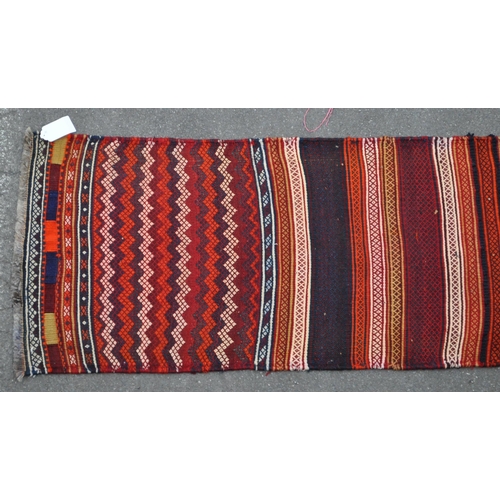 1007 - A vintage 20th century North West Persian Sumak kilim carpet floor rug. With repeating striped body ... 