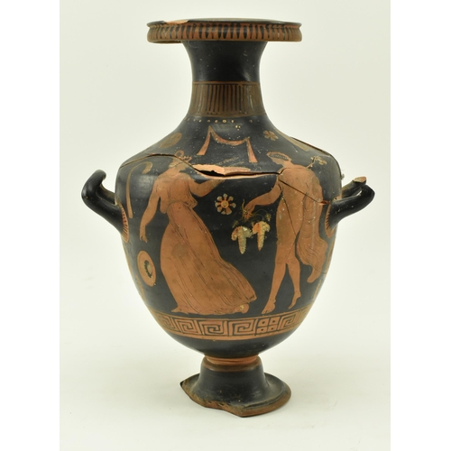 223 - After Apulian (Greek) 360BC-330BC - A hand painted terracotta Hydria water jug vase. The vase with a... 