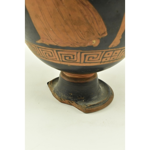 223 - After Apulian (Greek) 360BC-330BC - A hand painted terracotta Hydria water jug vase. The vase with a... 