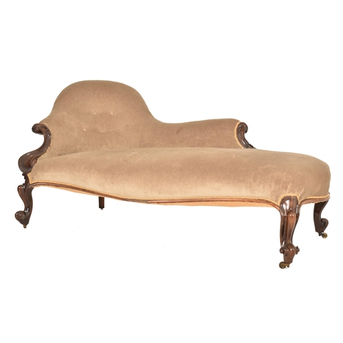 604 - A 19th century Victorian Chesterfield mahogany chaise lounge settee. The chaise lounge having a quar... 