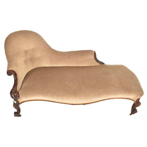 604 - A 19th century Victorian Chesterfield mahogany chaise lounge settee. The chaise lounge having a quar... 