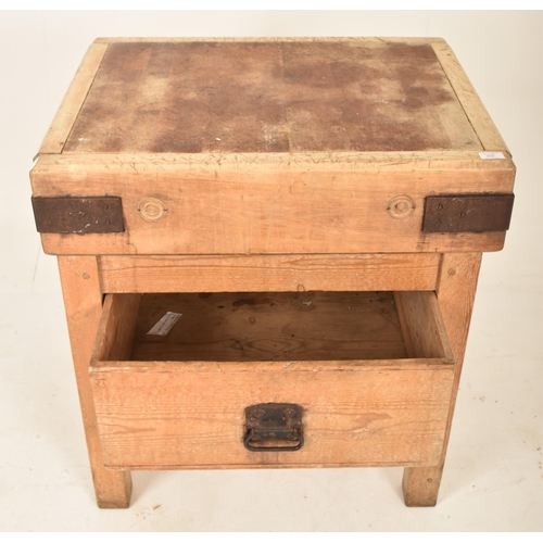 302 - A vintage 20th century oak wood kitchen island / butchers block cabinet unit. The block of rectangul... 