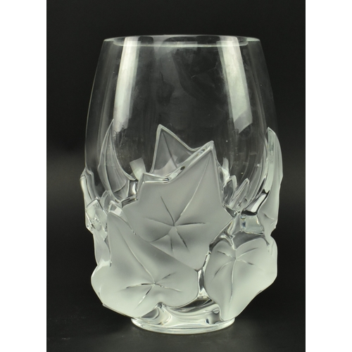 75 - Lalique, France - A mid 20th century circa 1940s frosted & clear glass Hedera vase. The vase having ... 