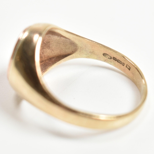 260 - A hallmarked 9ct gold Cymru Y Metal Prince of Wales signet ring. The signet ring having an oval head... 