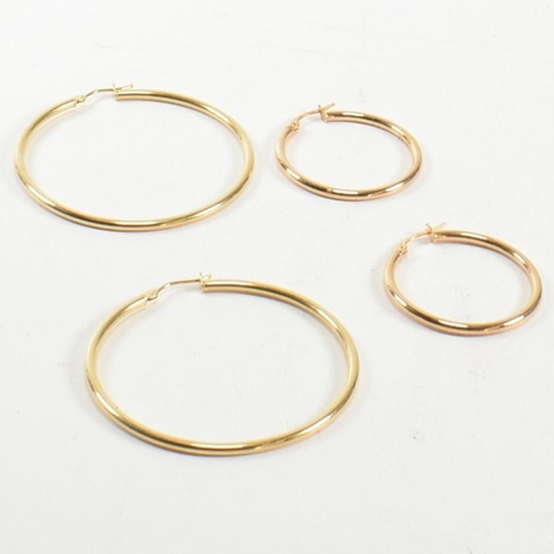 262 - Two pairs of 9ct gold tube hoop earrings. The earrings to include a pair of Italian hallmarked 9ct g... 