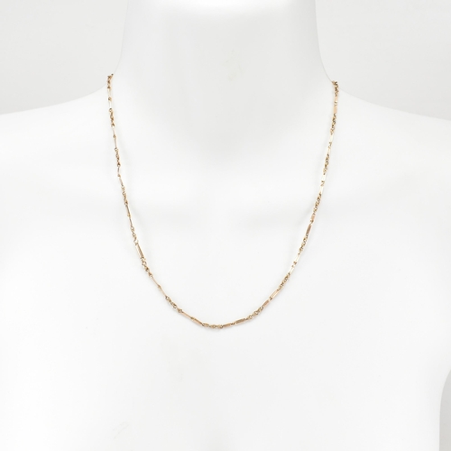 269 - A 9ct gold fancy twisted link chain necklace. The 9ct gold chain necklace having a barrel clasp. Mar... 