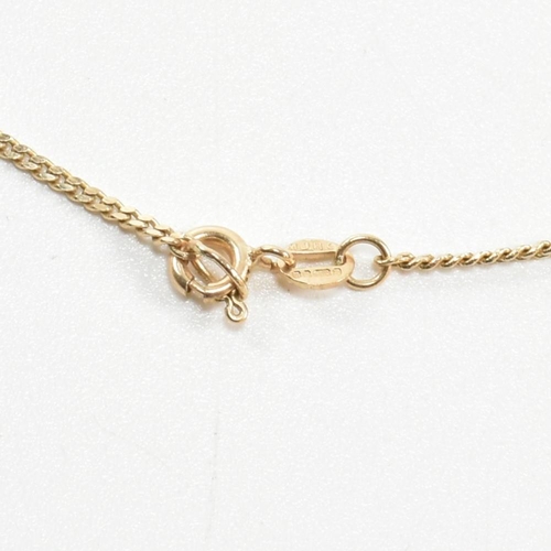 396 - A hallmarked 9ct gold curb link chain necklace. The 9ct gold necklace having curb links to spring ri... 