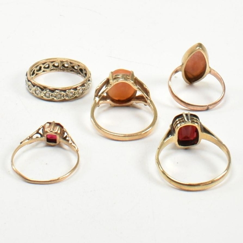 92 - A collection of 9ct gold and gem set rings. The rings to include a hallmarked 9ct gold cameo ring, h... 