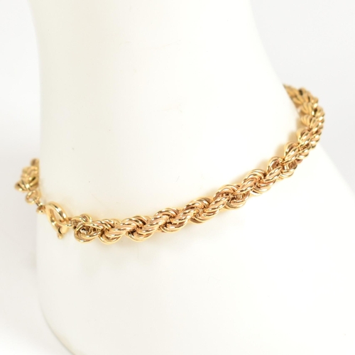 98 - A hallmarked 9ct gold rope twist chain necklace and bracelet set. The 9ct gold rope twist necklace h... 