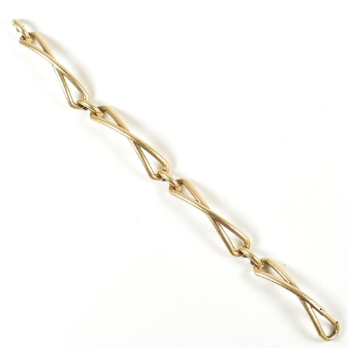 47A - A  Austro Hungarian 14ct yellow gold cross link bracelet. The bracelet formed with large cross links... 