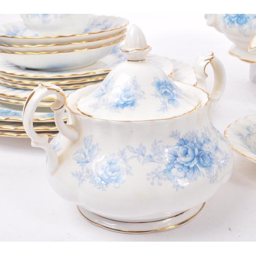 107 - Royal Albert - Windsor Rose - A 20th century Royal Albert Windsor Rose pattern tea / dinner service ... 