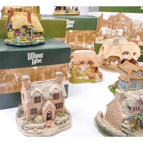 143 - Lilliput Lane - A collection of nineteen 20th Century vintage Lilliput Lane cottage sculpture figure... 