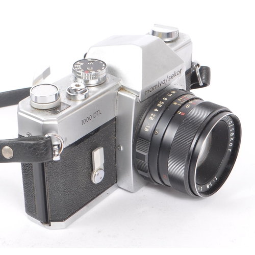 342 - Mamiya / Sekor - Vintage 20th century SLR camera model number 1000 DTL. With Auto mamiya / sektor 1:... 