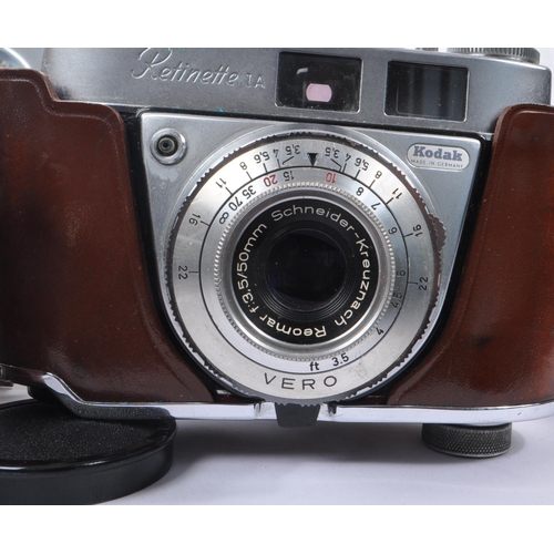 360 - A collection of 20th century European / American 35mm rangefinder / viewfinder cameras. The collecti... 