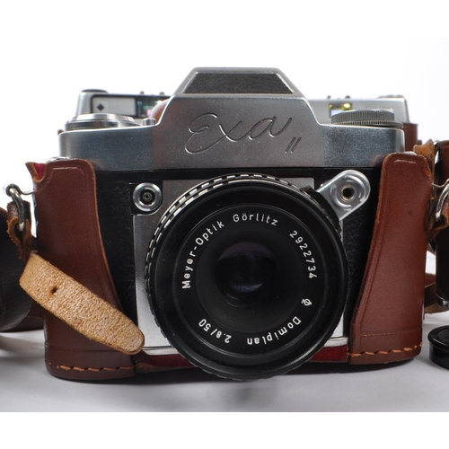 360 - A collection of 20th century European / American 35mm rangefinder / viewfinder cameras. The collecti... 