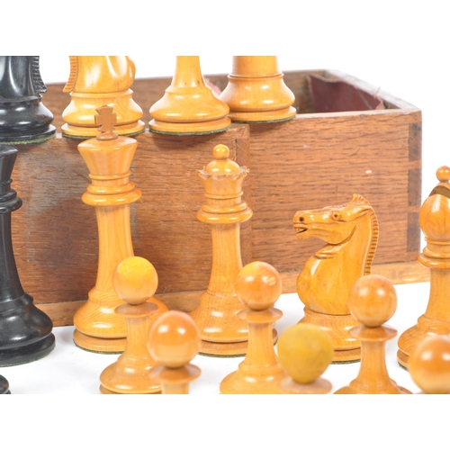 370 - F H Ayres - An early 20th century, The Staunton Chessmen pattern, 32 weighted pieces chess set. With... 