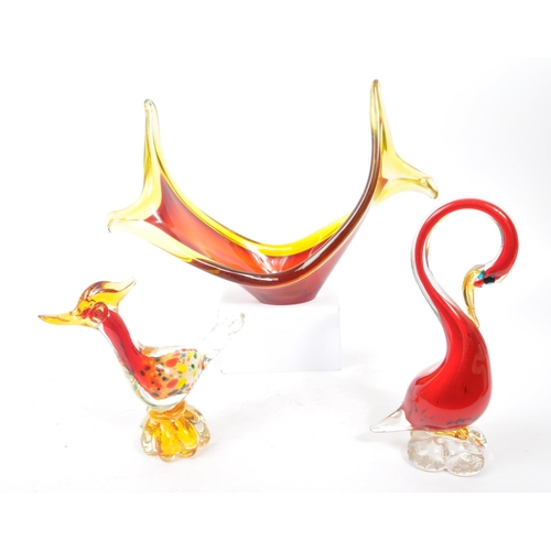 51 - Murano - Two 20th Century studio art glass Murano bird figures one with red colourway upon clear bas... 