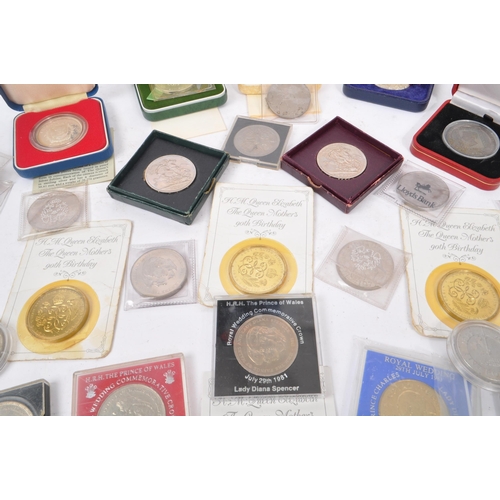 520 - A large collection of 20th Century British commemorative coins. The collection to include 10x 1981 H... 