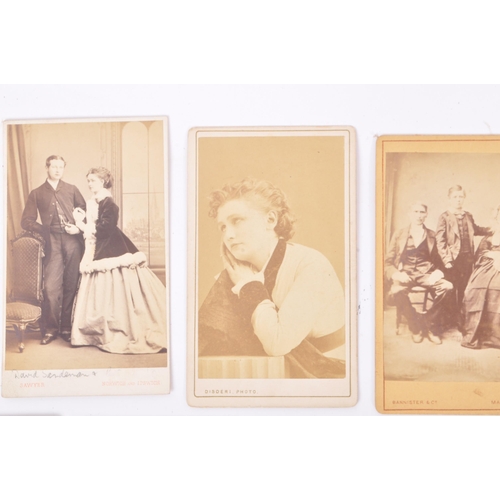 536 - Early photography interest - A collection of carte de visite 19th Century Victorian and later portra... 