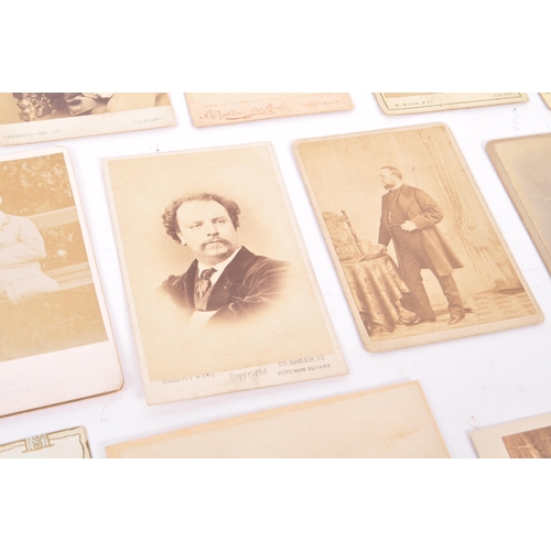 536 - Early photography interest - A collection of carte de visite 19th Century Victorian and later portra... 