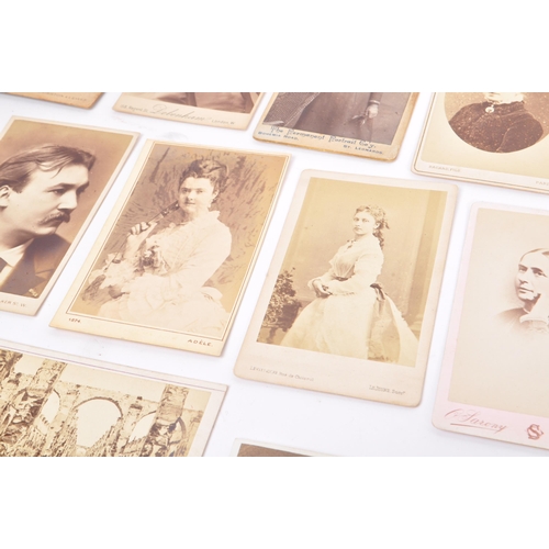 536 - Early photography interest - A collection of carte de visite 19th Century Victorian and later portra... 