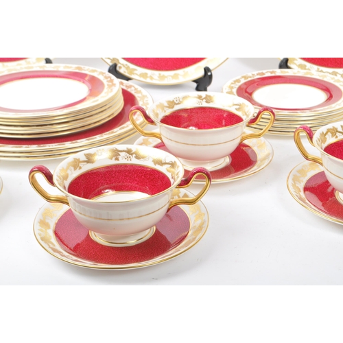 99 - Wedgwood - A vintage 20th Century circa. 1960s china porcelain part dinner service in the Whitehall ... 