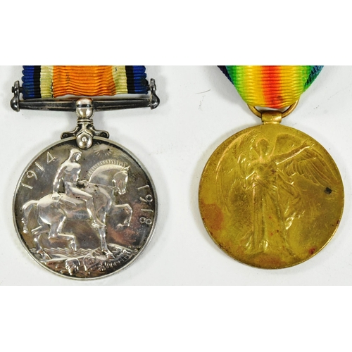 127 - A WWI First World War medal pair awarded to one 10044 Pte V.G Hewer of the Border Regiment. Medals c... 