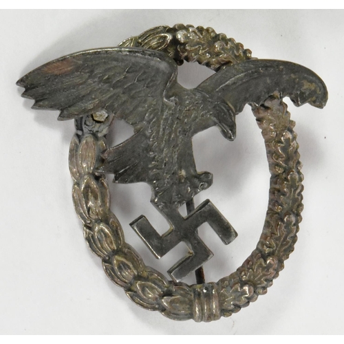 130 - A WWII Second World War Third Reich Nazi German Luftwaffe Pilot Combined Observers badge. The badge ... 