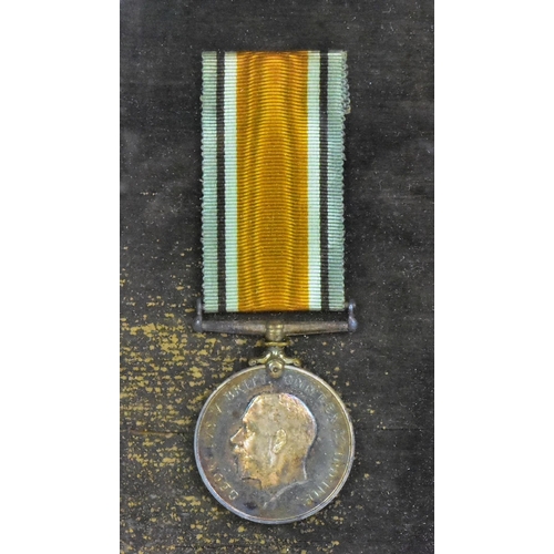 15 - A WWI First World War medal trio along with death plaque / penny awarded to one 14559 Private Willia... 