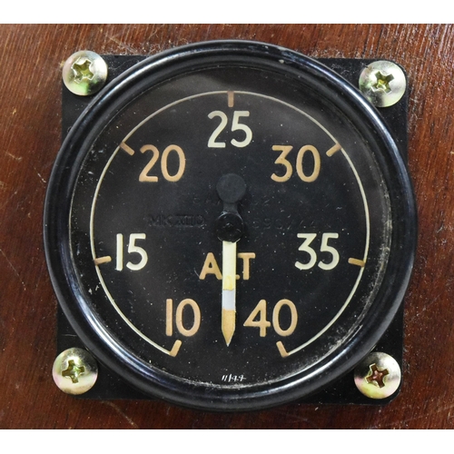 165 - A WWII Second World War British RAF Royal Air Force Lancaster / Spitfire cockpit MK XIID altimeter. ... 