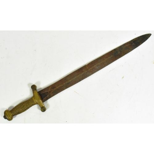 179 - A 19th Century 1831 pattern French Artillery short sword. Gladius type sword with a brass ribbed hil... 