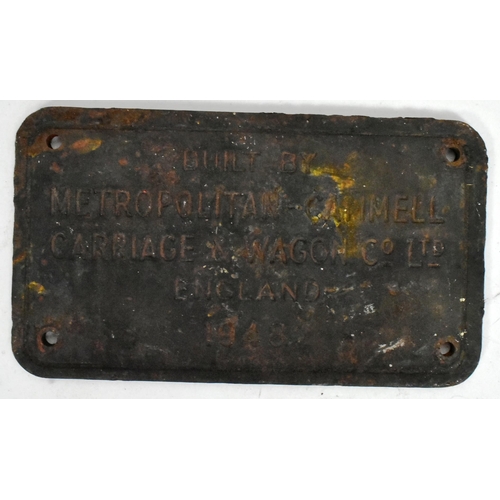 203 - Railwayana - a collection of x4 vintage cast iron wagon plates comprising; LNER Darlington 21 Tons 1... 