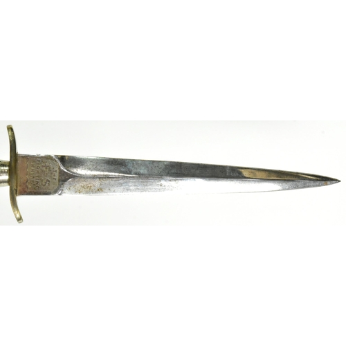 240 - An original FS Fairbairn Sykes issued 1st Pattern commando fighting dagger with scabbard. Ricasso wi... 