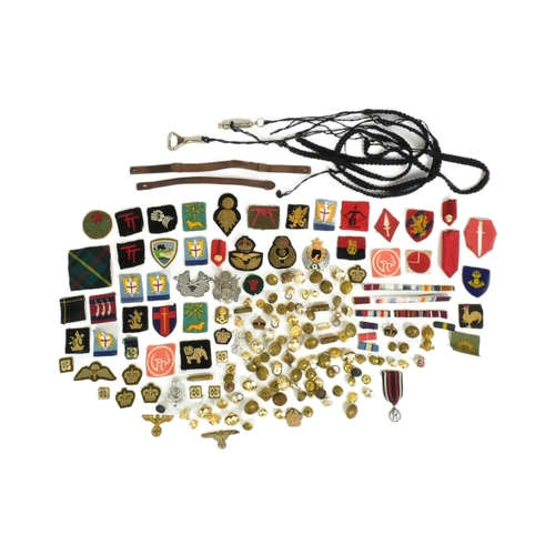 371 - A large collection assorted WWII Second World War and later military cap badges, uniform buttons, me... 