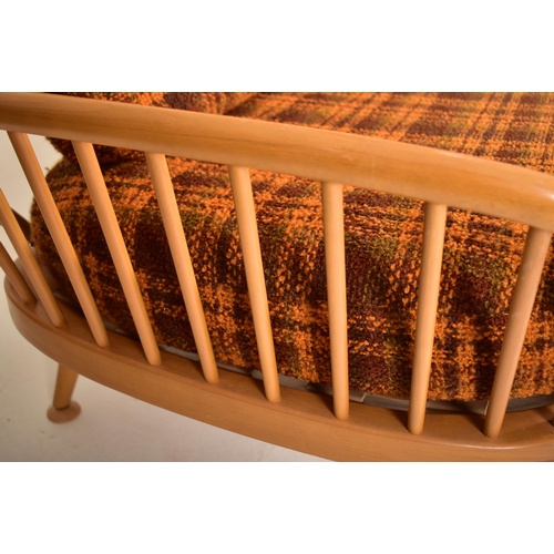 160 - Lucian Ercolani - Ercol - Model 355 - Studio Couch - A retro mid 20th century 1970s striped beech an... 