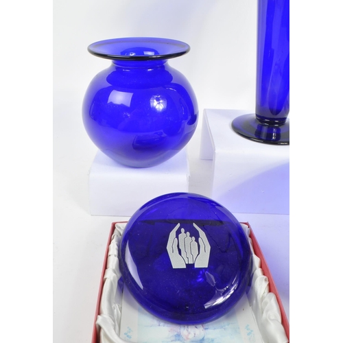 118 - Bristol Blue Glass - A collection of 20th Century Bristol Blue Glass items comprising of a tall 'tru... 