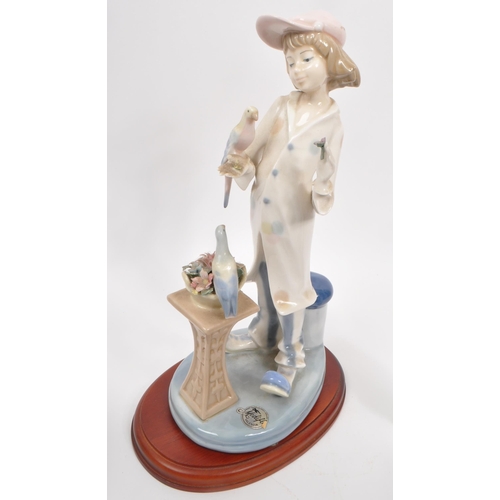 176 - Lladro - A collection of Spanish porcelain china tableware figures. Depicting young children, holdin... 