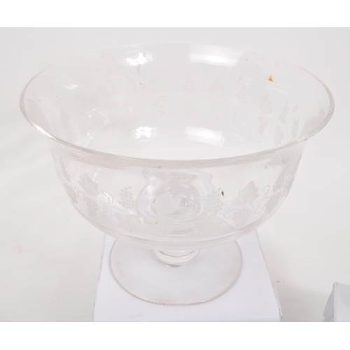 197 - A collection of 20th Century glass items with added hand engravings to include bonbon dish with grap... 