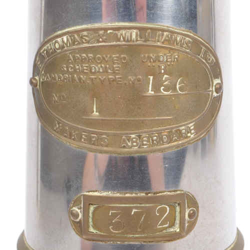 213 - Thomas & Williams - Original types of miner' flame safety lamp. With original leaflet. Brass and met... 