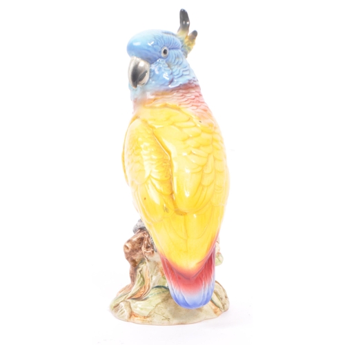 22 - Beswick - Porcelain china figurine of a cockatoo bird. Model number 1180. Made in England. Perch on ... 