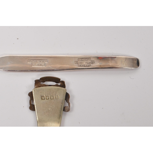 237 - A large collection of silver plate. The silver plate to include a Mappin and Webb silver plated teap... 