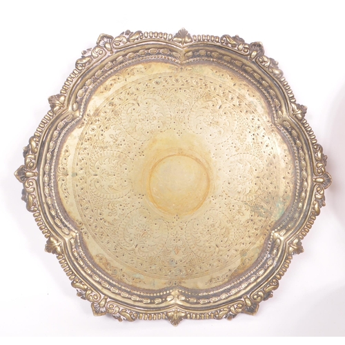 282 - A collection of 19th Century and later silver plated items to include two small raised trays, a lidd... 