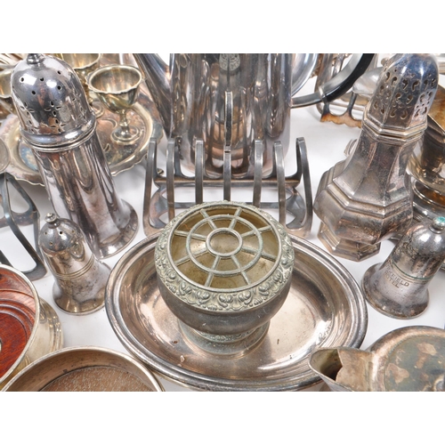 341 - A collection of 19th Century Victorian and later silver plate items comprising of egg cups on stand,... 