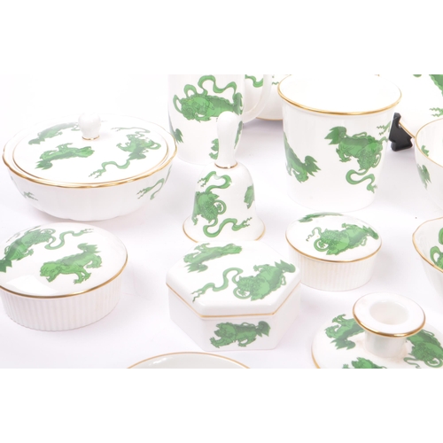 50 - Wedgwood - Chinese Tigers Pattern - A late 20th century porcelain china part tea service and other i... 