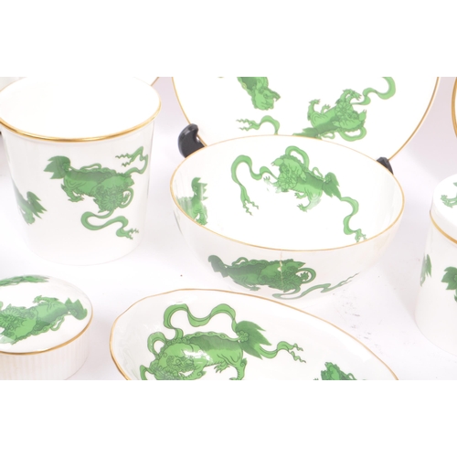 50 - Wedgwood - Chinese Tigers Pattern - A late 20th century porcelain china part tea service and other i... 